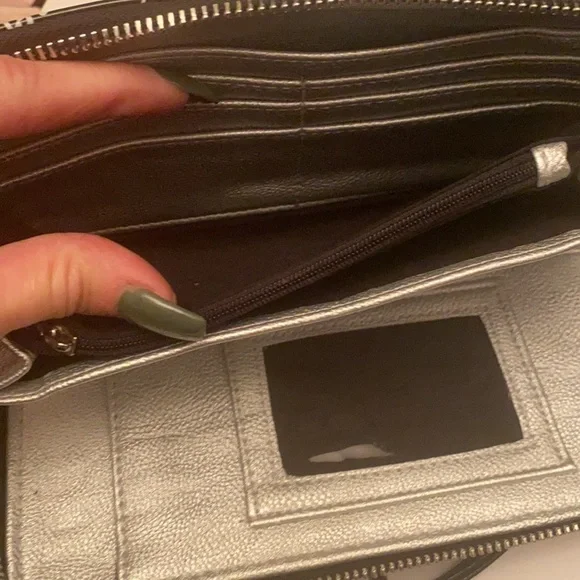 NWT black multi wristlet wallet - Picture 5 of 8